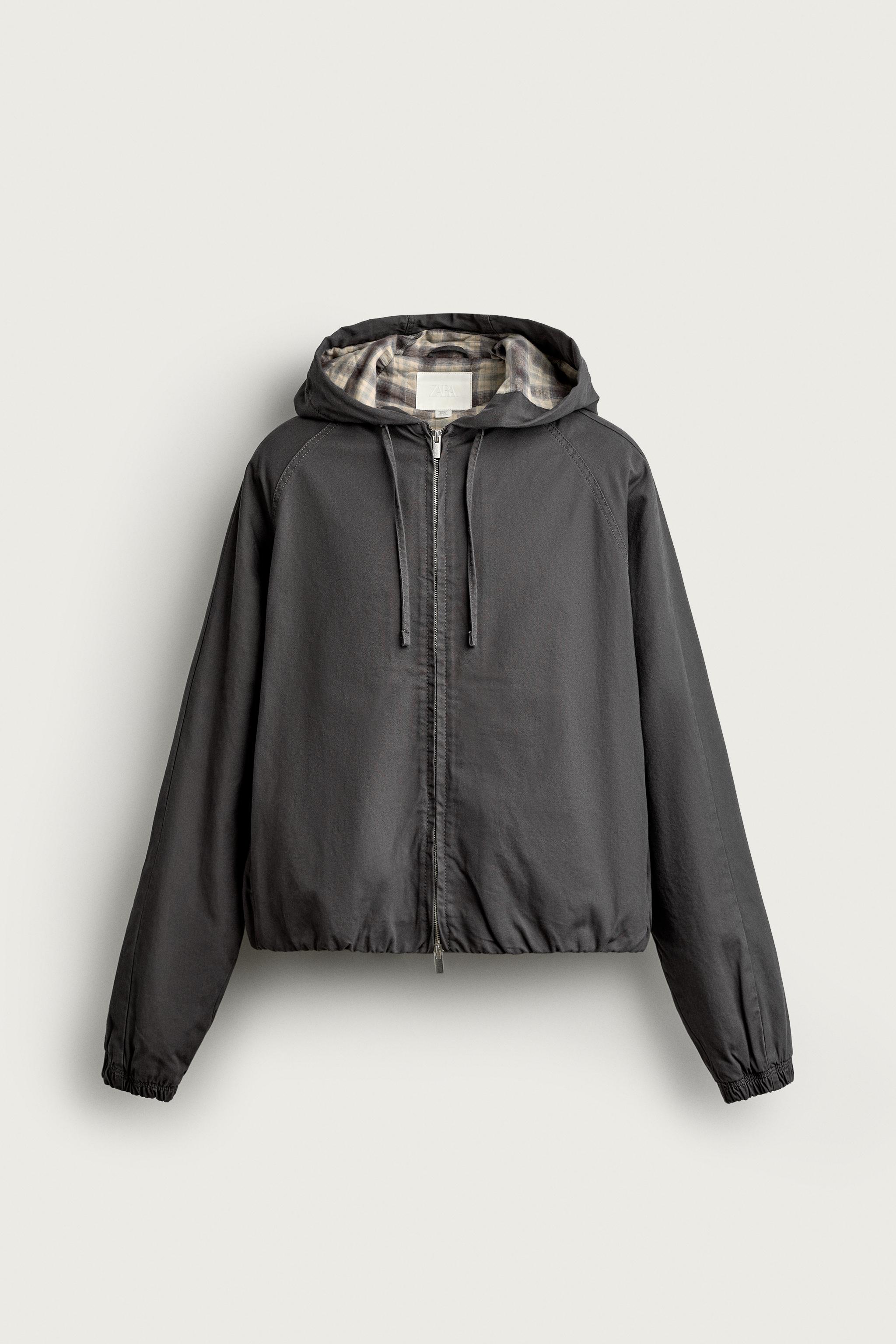CONTRAST HOODIE PUFFER JACKET